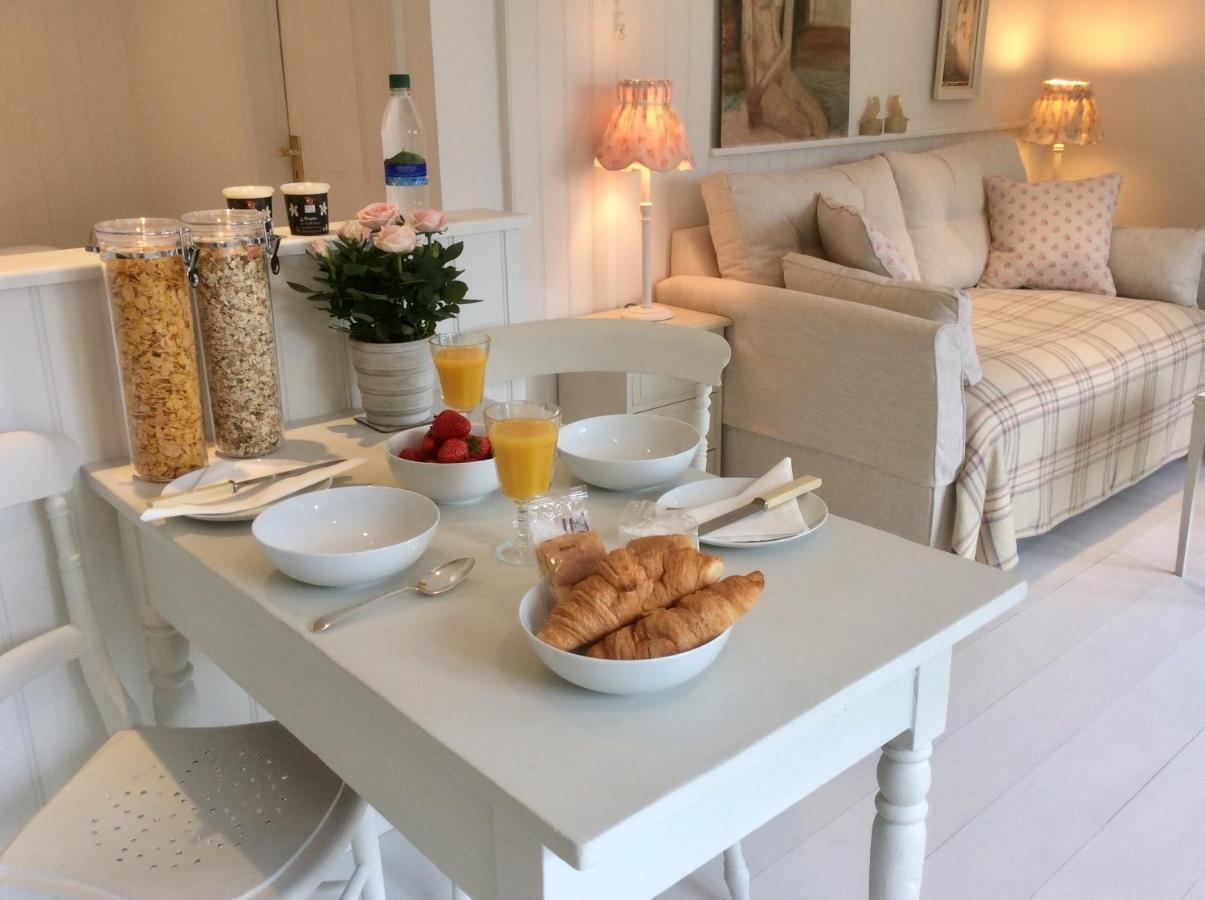 Baytree House Bed & Breakfast Уелс Екстериор снимка