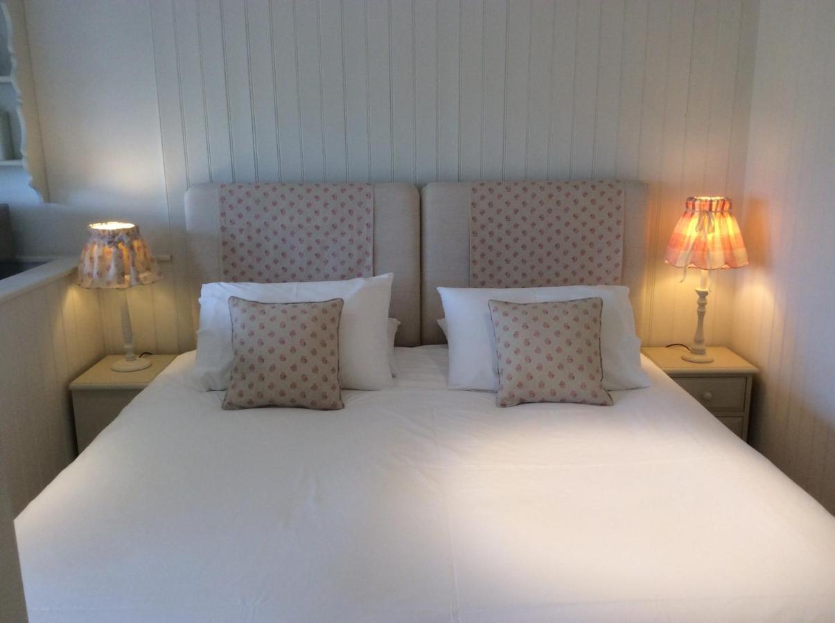 Baytree House Bed & Breakfast Уелс Екстериор снимка